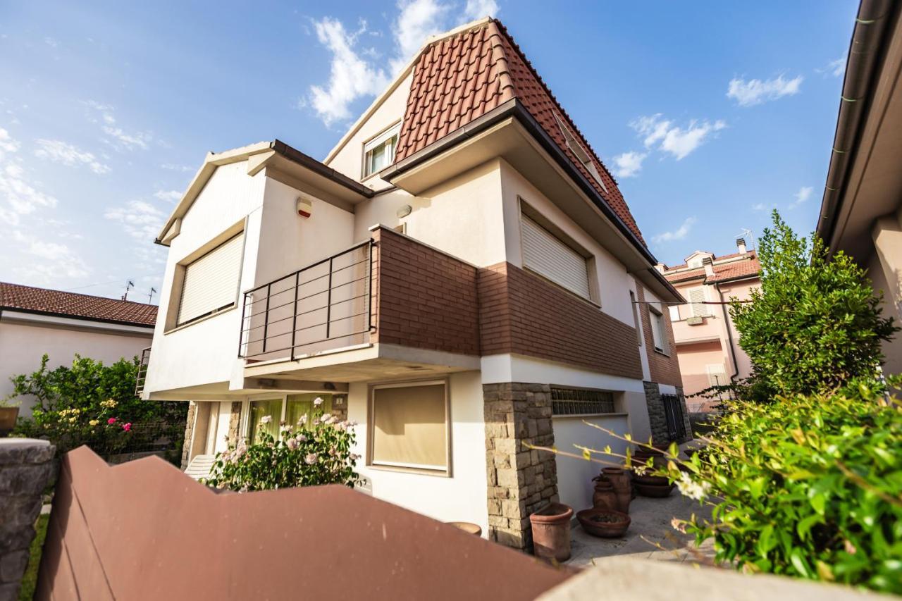 Casa Summer Cecina  Exterior photo